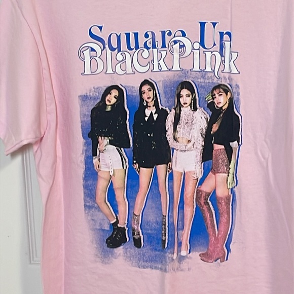Y2K Square Up BlackPink KPOP Pink Tee, Large - Picture 2 of 5